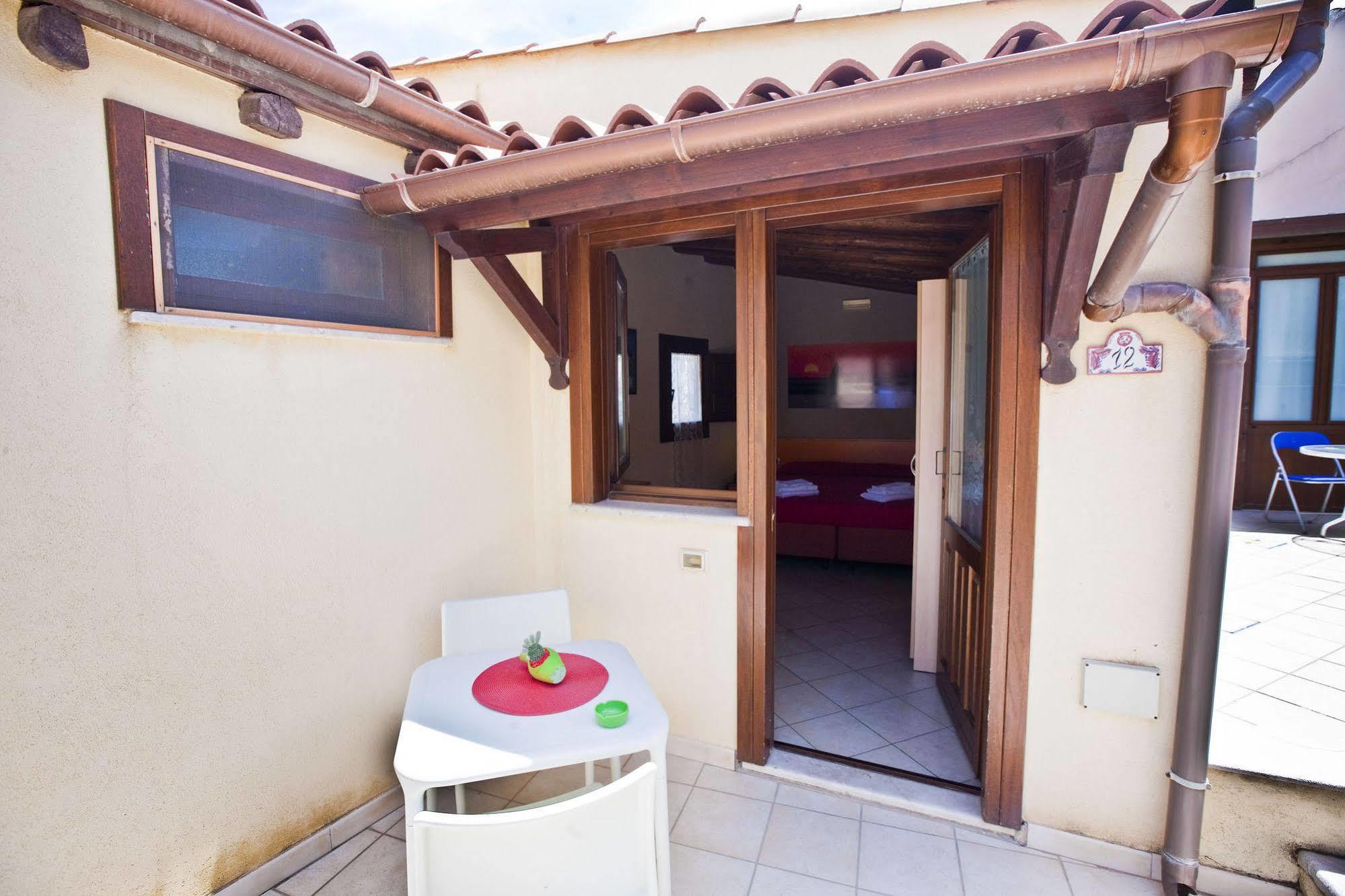 Residence Cortile Merce Trapani Exteriör bild